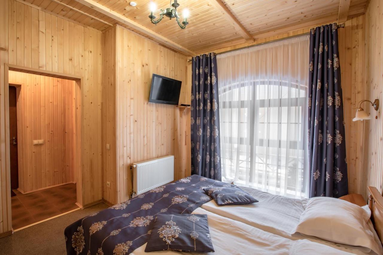 Altair Hotel Bukovel Exteriör bild